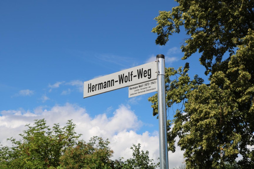 Einweihung mit Besuch aus USA: Hermann-Wolf-Weg (Bildquelle: Stadt Dietzenbach)